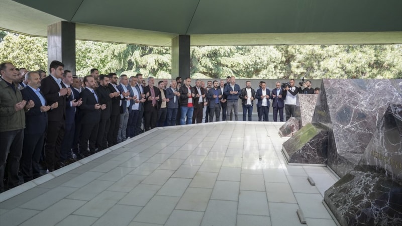 AK Parti İstanbul İl Başkanlığı'ndan açıklama: 27 Mayıs siyaset üzerinde yaralar bıraktı