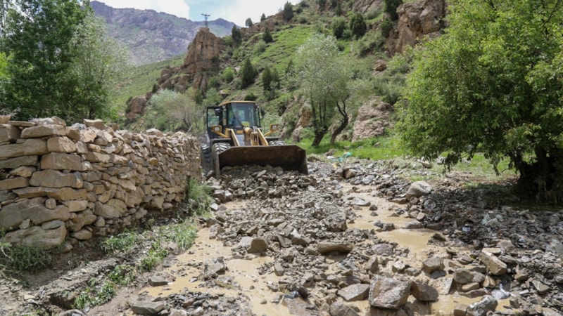 Van'da sağanak sonucu taşkın meydana geldi