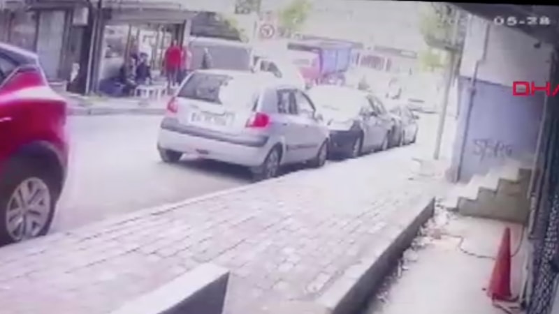 İstanbul'da büfede patlama