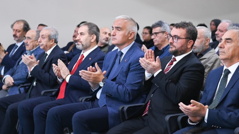 Turizm Bakanı Ersoy: Sezai Karakoç’un hayatında bir hazine saklı