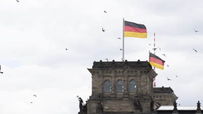 Almanya'da 3 yılda vatandaşlık uygulaması resmen sona erdi