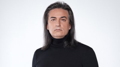 Şarkıcı Çelik'ten ünlülerin bayram ücretlerine gönderme! Videoya yorum yağdı