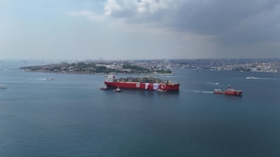 Cumhurbaşkanı Erdoğan, Osman Gazi platformunu Dolmabahçe Sarayı'ndan uğurladı