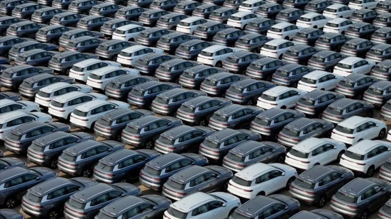 Çarpışma riski yaratıyor! Otomotiv devi milyonlarca aracını geri çağırıyor