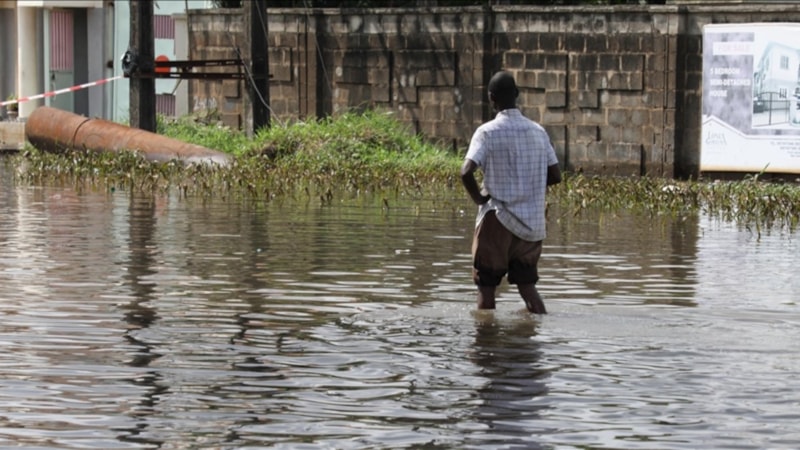 Nijerya'da aşırı yağışların neden olduğu seller 21 can aldı