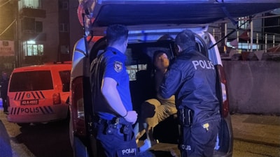 Kütahya'da sevgilisinden ayrılan kadın, annesini bıçakla rehin aldı