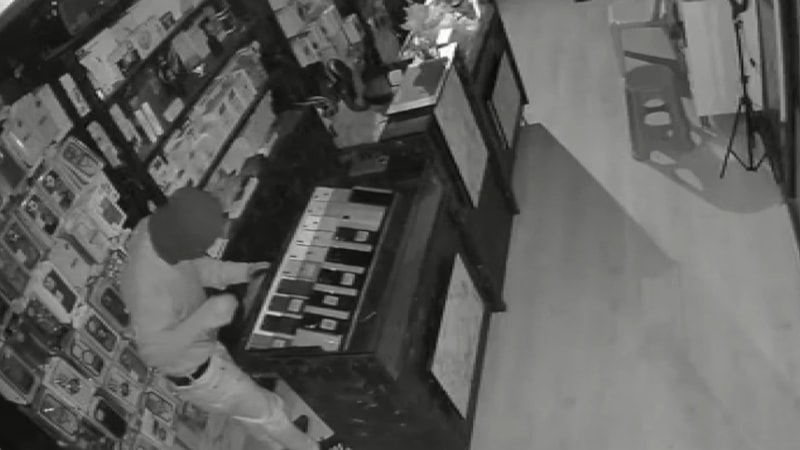 Kahramanmaraş'ta depremzede esnafın konteyneri soyuldu