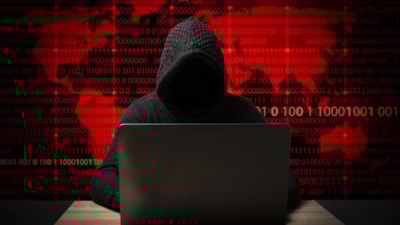 İzmir'de 'Emniyet müdürüyüm' yalanıyla yaşlı kadını 5,4 milyon lira dolandırdılar