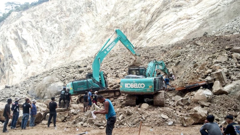 Endonezya'da taş ocağında göçük faciası