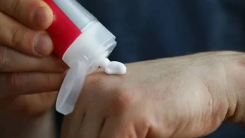 Krem kapaklarındaki sivri ucun sırrı ortaya çıktı! Bakın ne işe yarıyormuş...