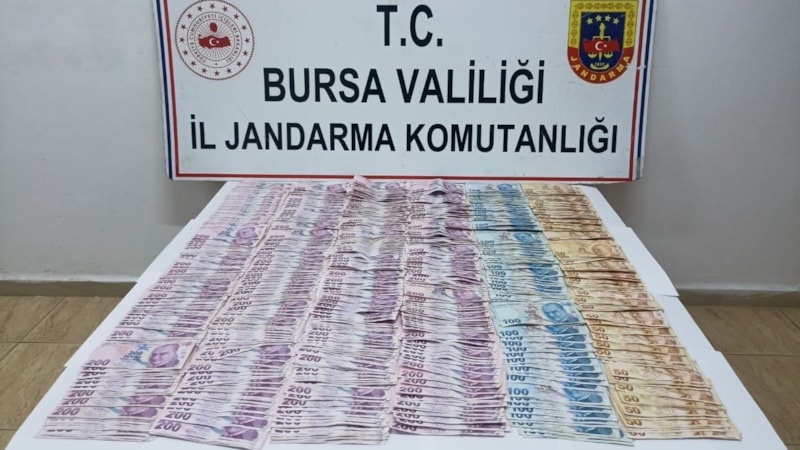 Bursa'da sahte jandarmayı gerçek jandarma yakaladı