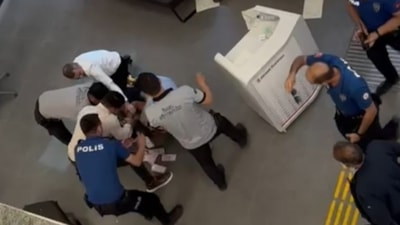 Şanlıurfa'da banka müdürüne bıçak çekip paraları alan zanlı yakalandı