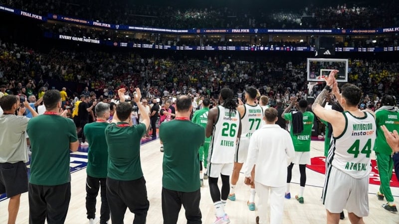 Yunan derbisinde Panathinaikos, Olympiakos'u yıktı
