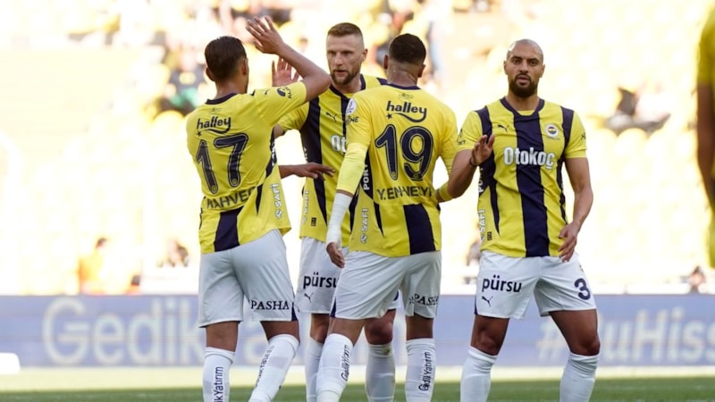 Fenerbahçe, sahasında kazanarak sezonu noktaladı