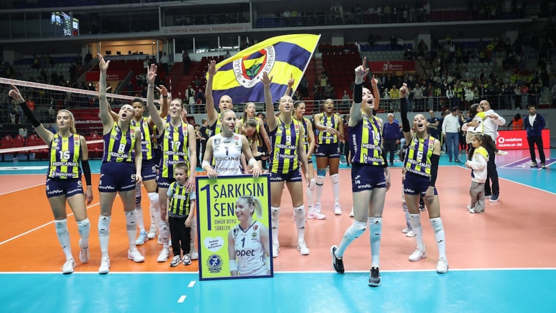 Fenerbahçe Kadın Voleybol Takımı'nda, 7 ayrılık