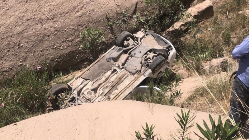 Şırnak'ta otomobil şarampole yuvarlandı: 1 ölü, 3 yaralı