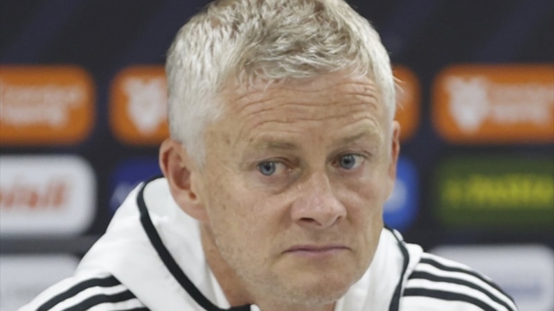 Ole Gunnar Solskjaer: Taraftarımızı gururlandıracak bir takım kurmalıyız