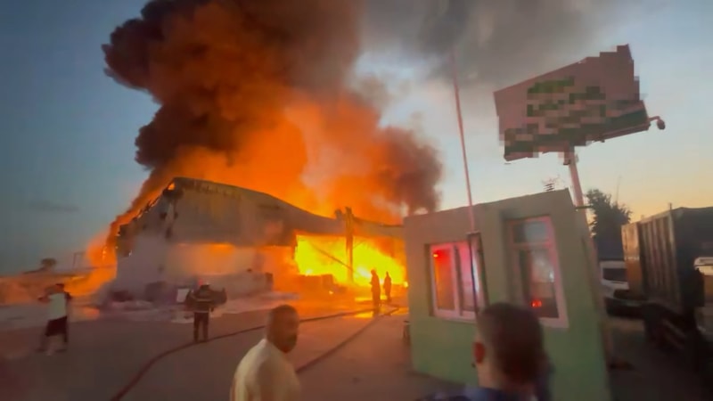 Adana'da geri dönüşüm fabrikasında yangın