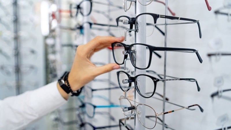 130 yıllık gözlük devi kepenk indirdi: Yüzlerce çalışan işsiz kaldı