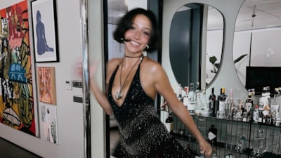 'Yaşayan en seksi Türk kadını' seçilmişti! Zeynep Bastık Kayısı Güzeli de oldu