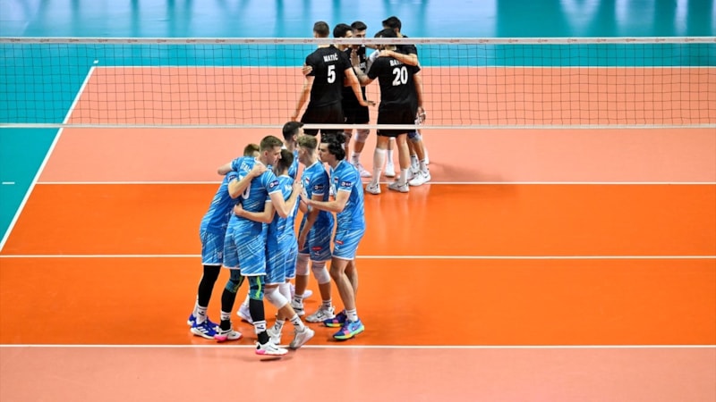 A Milli Erkek Voleybol Takımı, hazırlık maçında Slovenya'ya yenildi