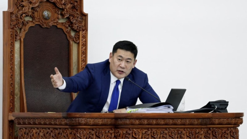 Moğolistan Başbakanı güven oylamasını kaybettikten sonra istifa etti