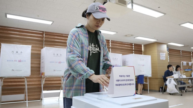 Güney Kore, kritik seçim için sandık başında