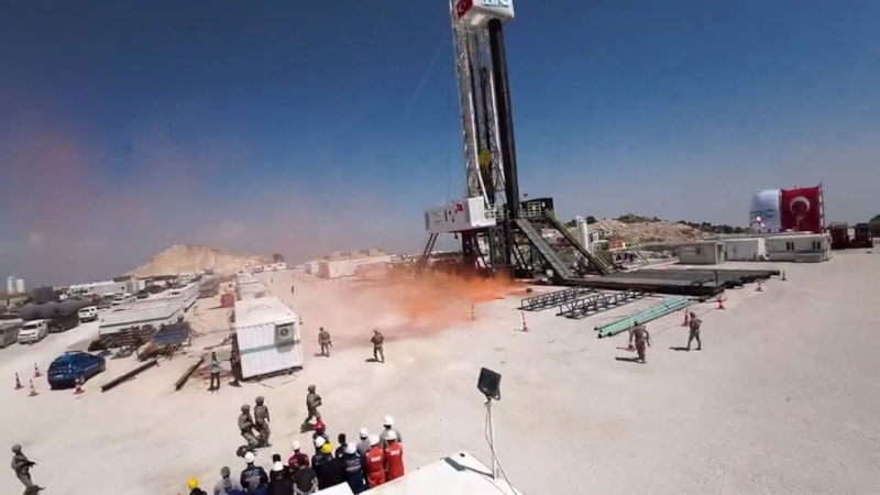 Gabar'da sondaj kulesinde patlama tatbikatı