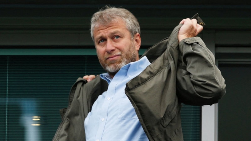 İngiltere hükümeti, Roman Abramovich'i dava etmekle tehdit etti