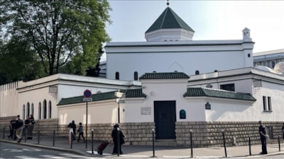 Fransa'da camide Kur'an-ı Kerim yakan kişi gözaltına alındı