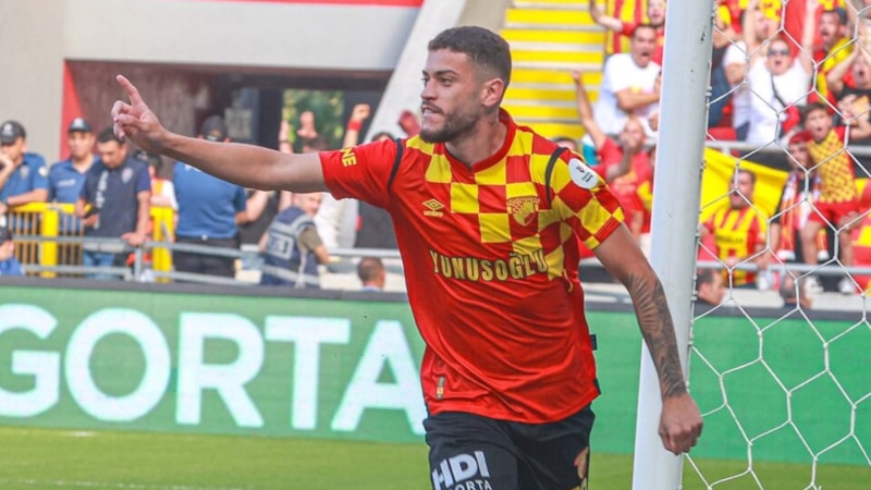 Göztepe: Romulo için rekor bir teklif aldık