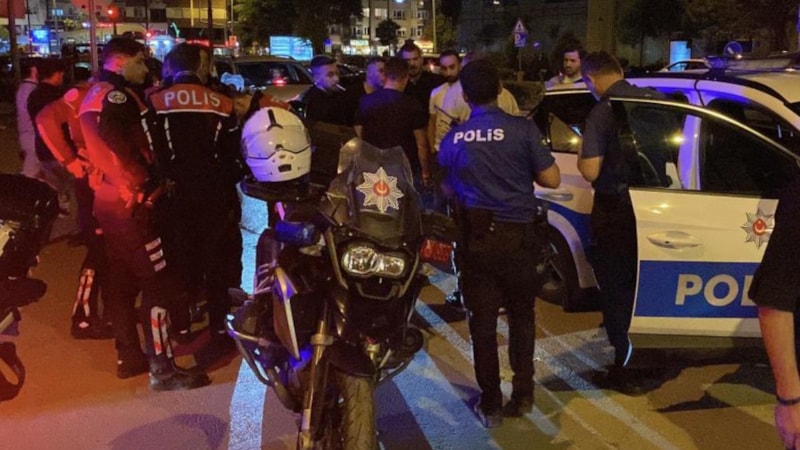 Eskişehir'de elindeki satırla çevreye saldıran şahıs gözaltına alındı