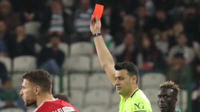 TFF, kırmızı kart cezasında değişikliğe gitti