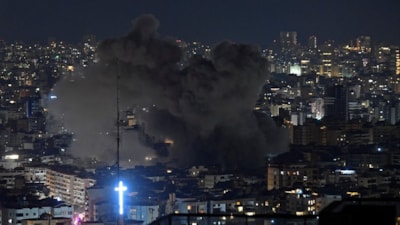 İsrail yeni hedef diye paylaştığı Lübnan'a saldırdı