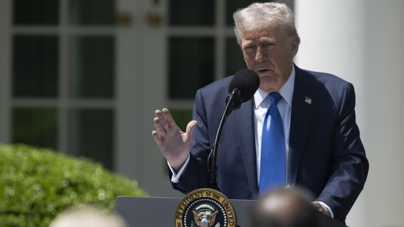 Donald Trump'tan  Fed'e faiz indirimi baskısı