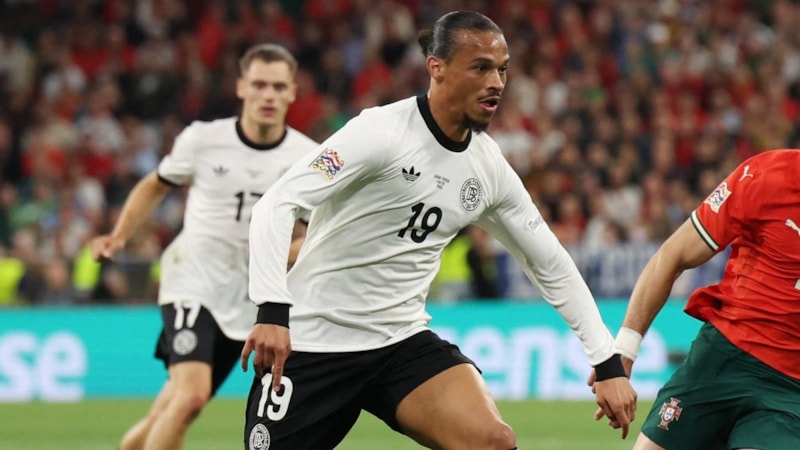 Fenerbahçe ve Galatasaray Leroy Sane için karşı karşıya geldi