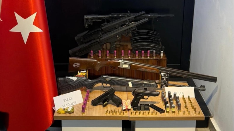 Antalya'da 28 adrese 'Şafak-07' operasyonu