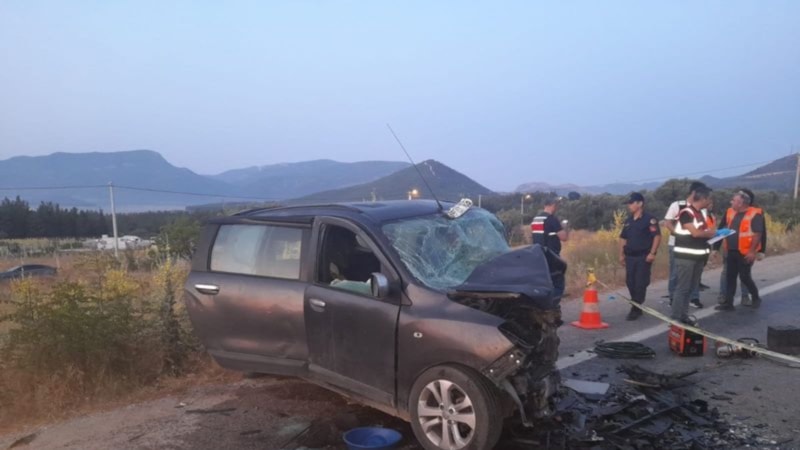 İzmir'de zincirleme trafik kazası: 5 ölü