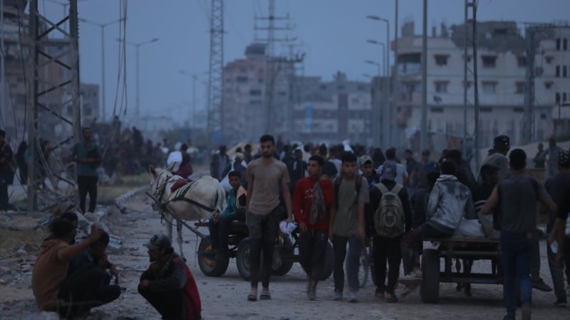 Hayatın durduğu Gazze'de halk Netzarim bölgesine ilerliyor