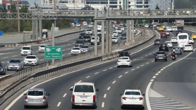 İstanbul'da trafik yoğunluğu yüzde 22