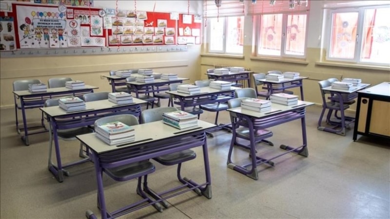 Okullar ne zaman açılacak? 10 Haziran Salı okullar tatil mi, ders var mı?