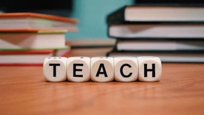 MEB: Okullarda yabancı dil saatleri artıyor