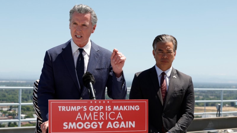 Kaliforniya Valisi Newsom: 