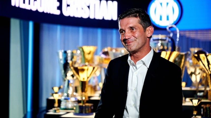 Inter'de Cristian Chivu dönemi başladı