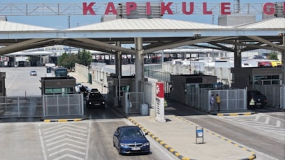 Gurbetçilerin izinlerini geçirmek için Türkiye'ye gelişleri devam ediyor