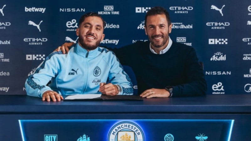 Manchester City, Rayan Cherki'yi kadrosuna kattı