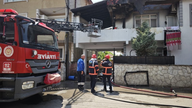 Sakarya'da korkutan ev yangını