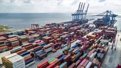 Ticaret Bakanlığı’na bağlı serbest bölgelerin ihracatında tarihi rekor