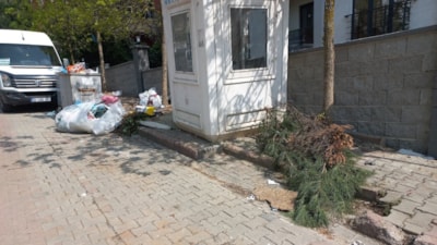 İstanbul çöp dağlarında İzmir'e benzemeye başladı