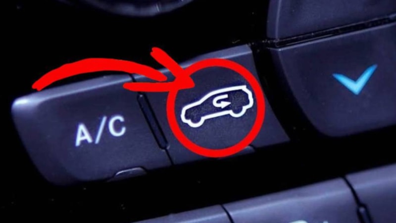 Herkes araçtaki bu tuşa basıyor ama; Bakın ne işe yarıyor...